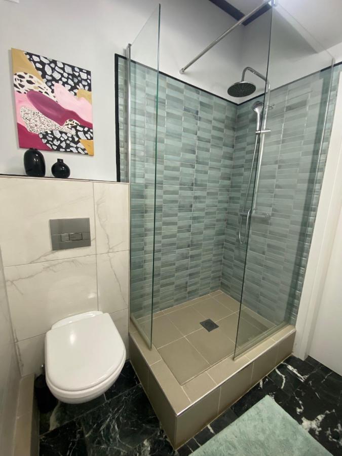 5 Rooms Athene Buitenkant foto