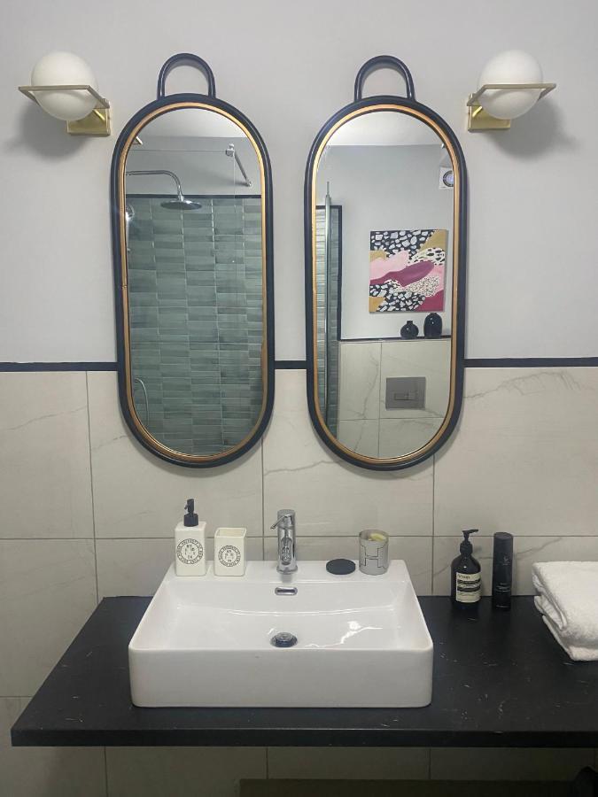 5 Rooms Athene Buitenkant foto