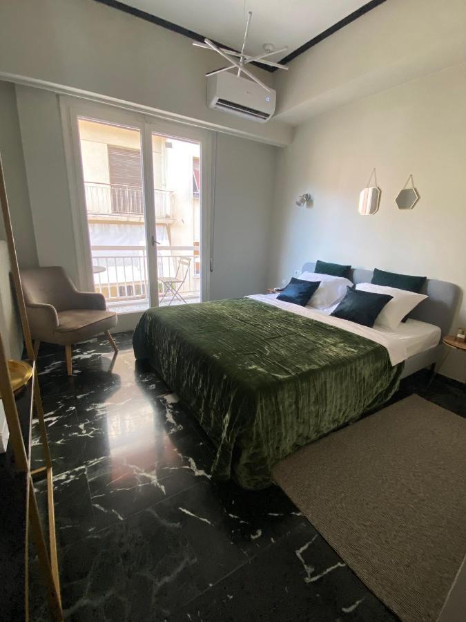 5 Rooms Athene Buitenkant foto