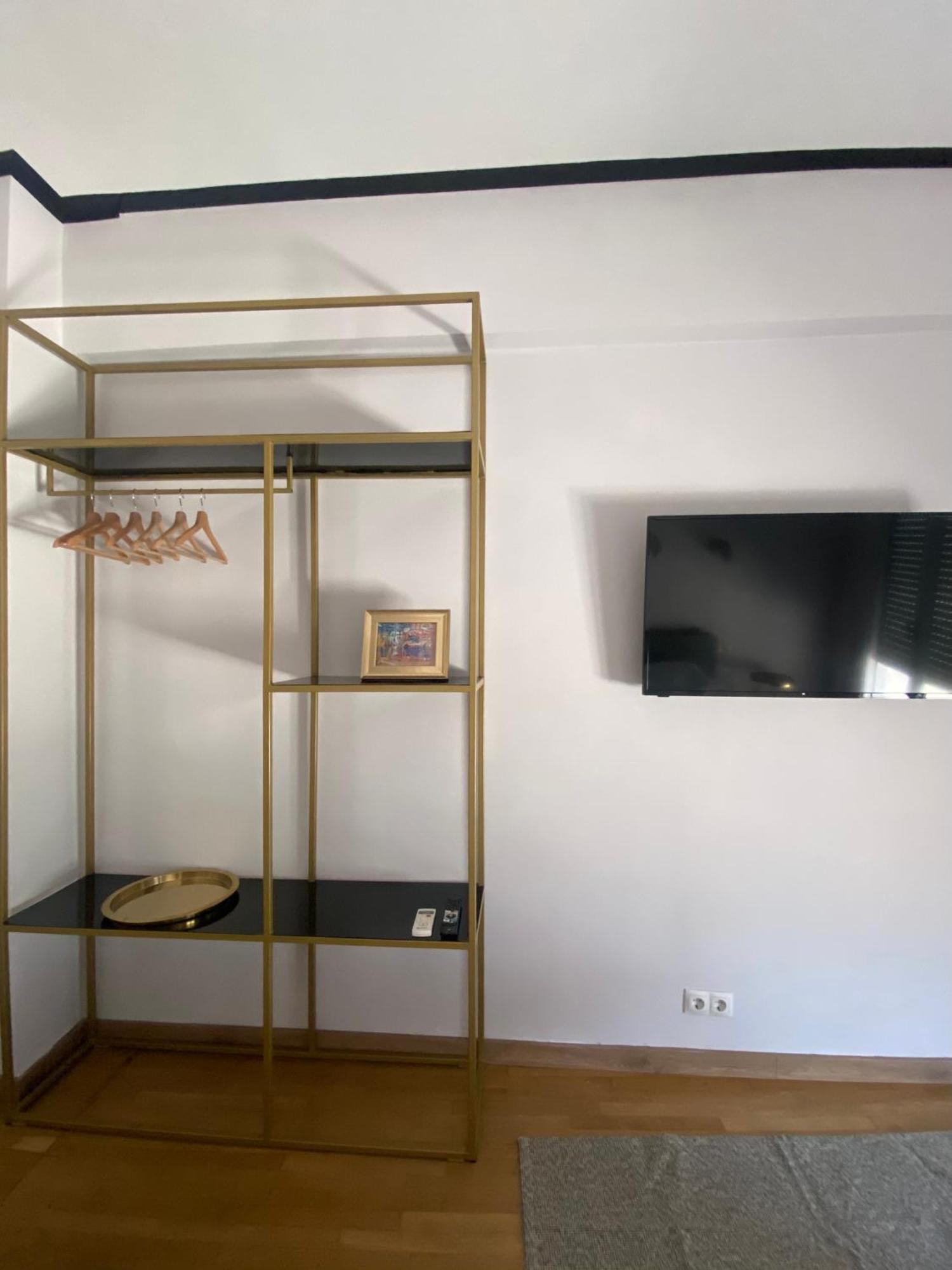 5 Rooms Athene Buitenkant foto